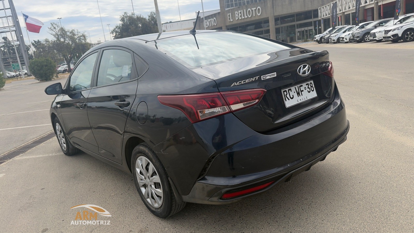 Hyundai Accent — foto 6 de 7