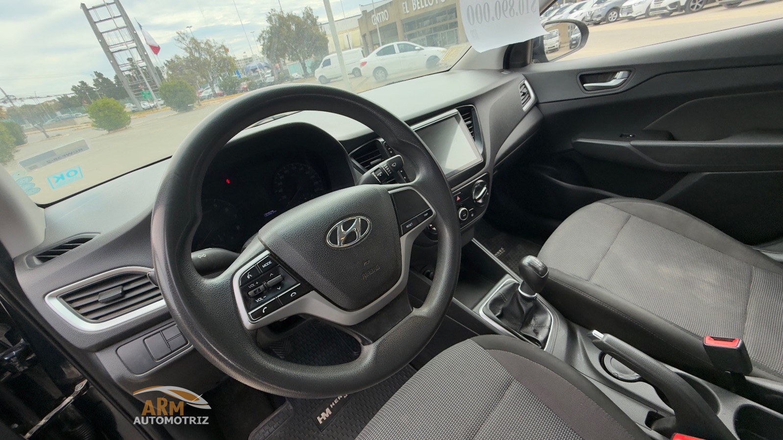 Hyundai Accent — foto 7 de 7